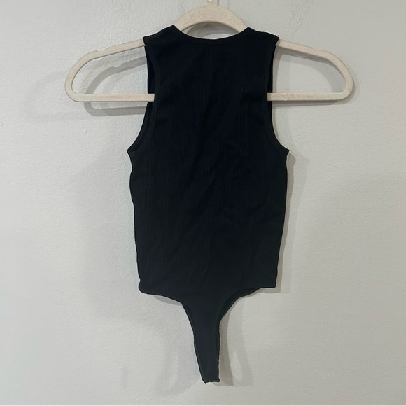 Urban Outfitters Out From Under Hailey Seamless Plunging Black Ribbed Bodysuit - Picture 7 of 8
